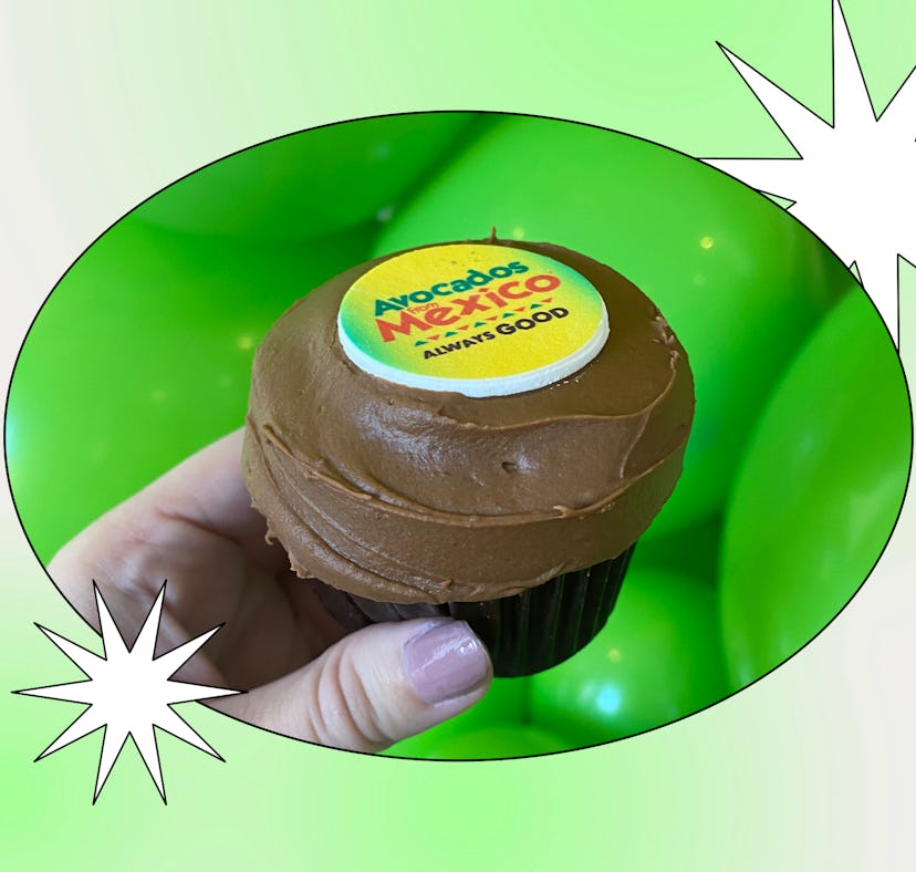 I tried Sprinkles' Avocados From Mexico chocolate banana nut cupcake, available starting July 31.