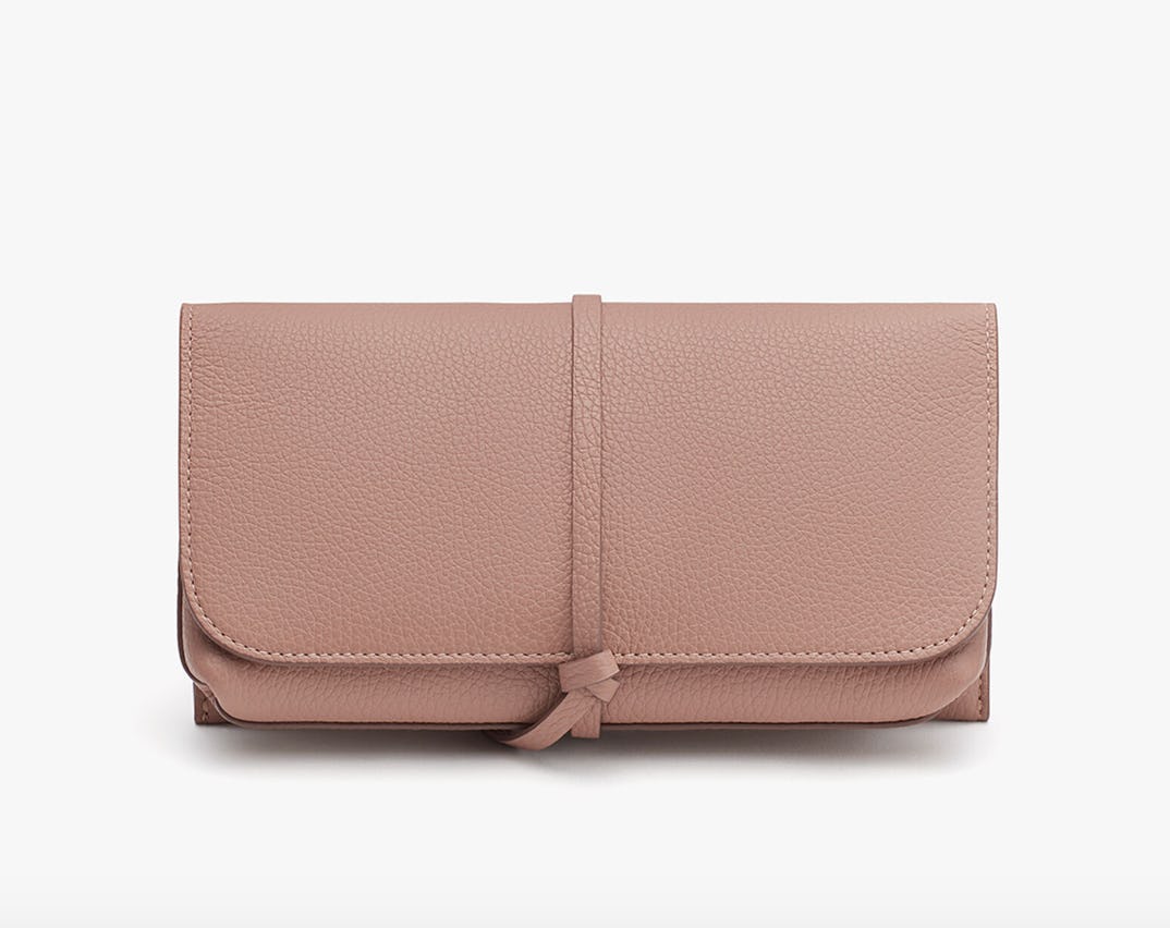 cuyana travel beauty roll