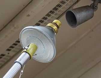 DocaPole High Ceiling Light Bulb Changer
