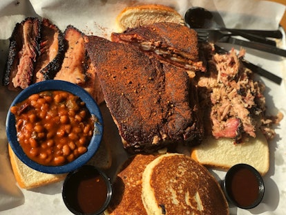 I try Martin’s Barbecue, which is one of the best barbecue restaurants in Nashville.