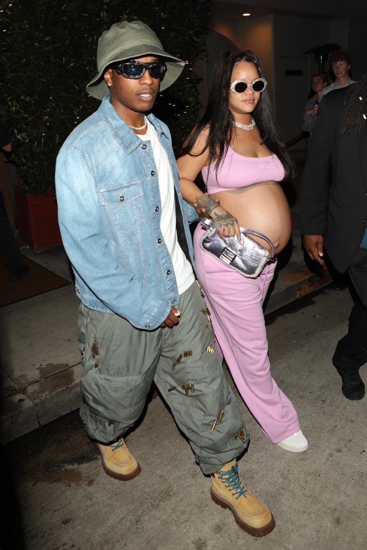 rihanna maternity style