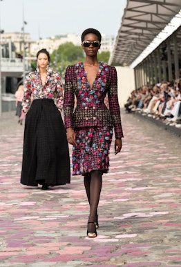 The Runway Rundown: Chanel's AW23 Parisienne-Inspired Couture Show