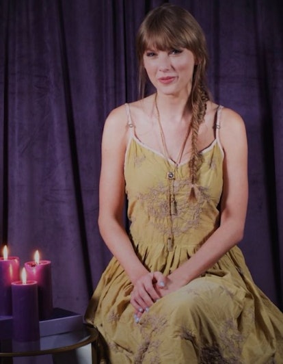 Taylor Swift fishtail braid for Spotify Speak Now TV video