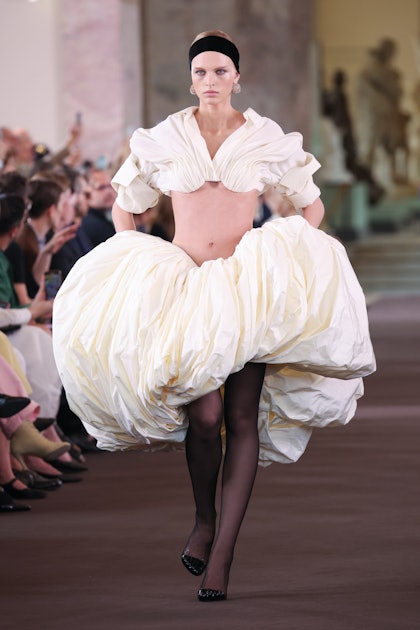 Fall-winter 2022/23 Haute Couture Show - Looks — Fashion
