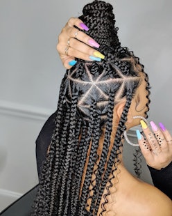 Triangle Box Braids Are A Trending Update To The '90s Protective Style