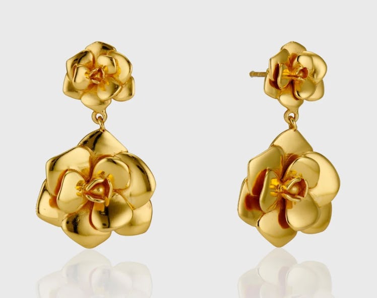gold flower tear drop earrings