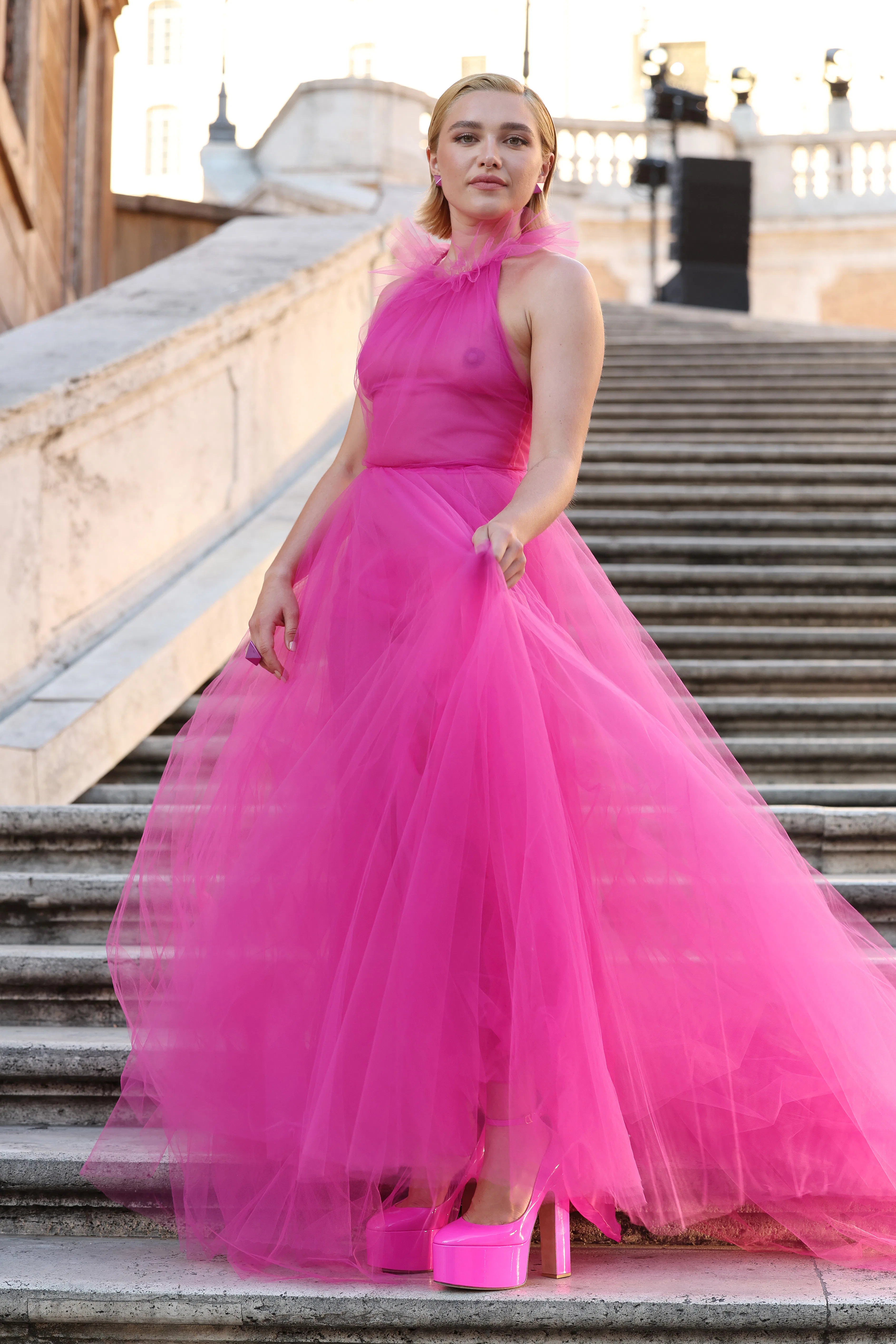 Florence Pugh's Sheer Dress At Valentino's Fall/Winter 2023 Couture ...