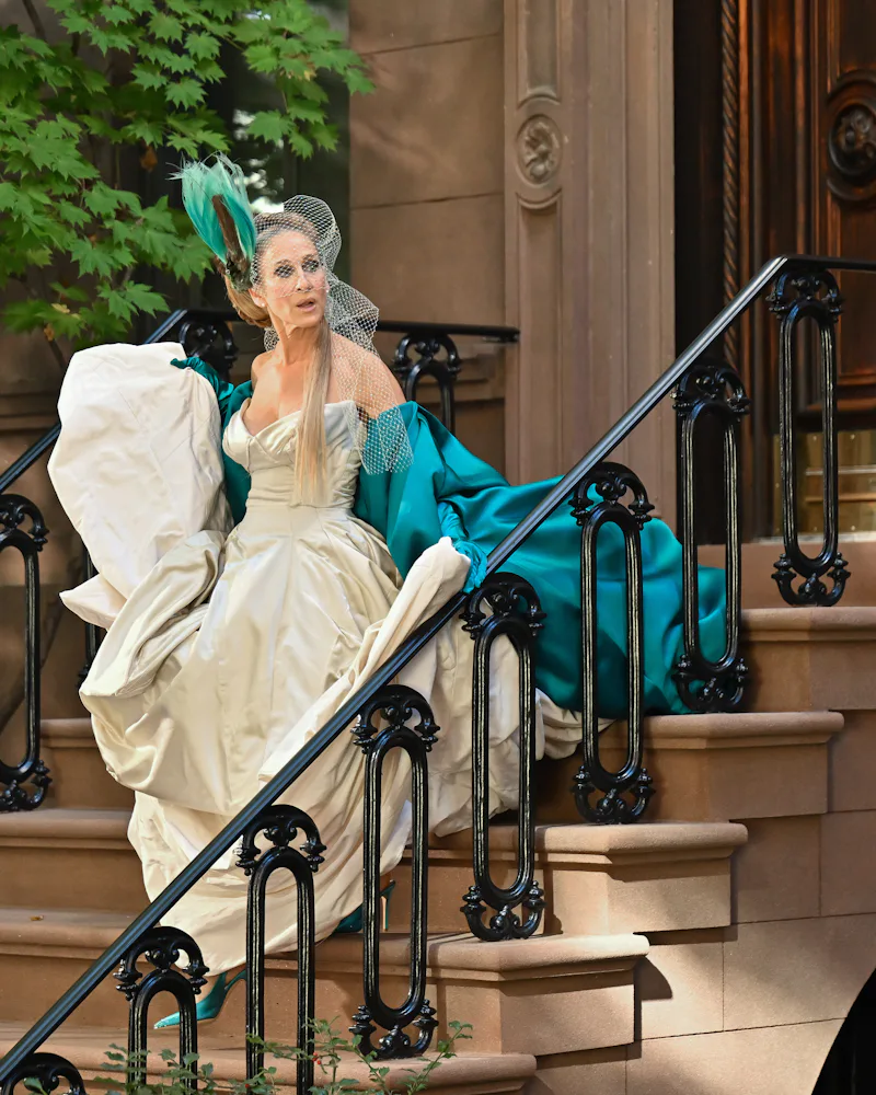 carrie bradshaw blue dress DRESS: Lanz SHOES: @louboutinworld Unique Carrie Bradshaw' s Style Guide! Only for 9,99$! Link in bio! . . . . . . . . . . . . #sarahjessicaparker #sexandthecity #newyork #manhattan #