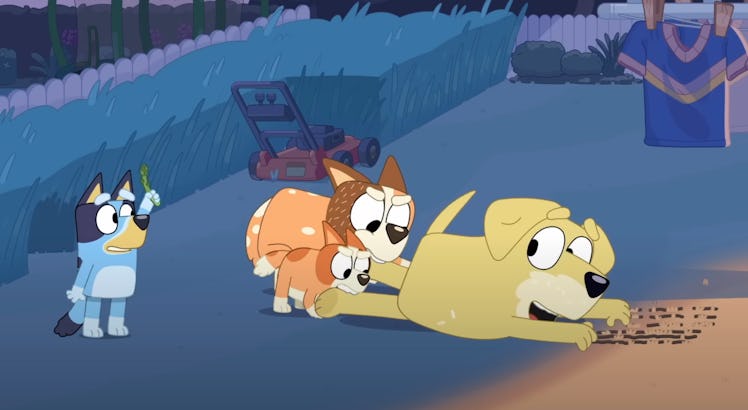 Bluey characters scratching.