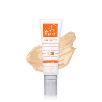 5-in-1 Tinted Moisturizing Face Sunscreen