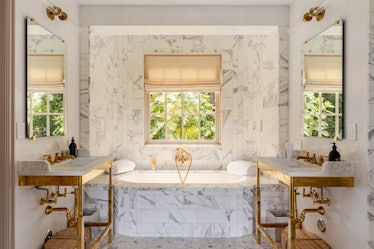 The bathtub in Gwyneth Paltrow's Airbnb will come with the best Goop products. 