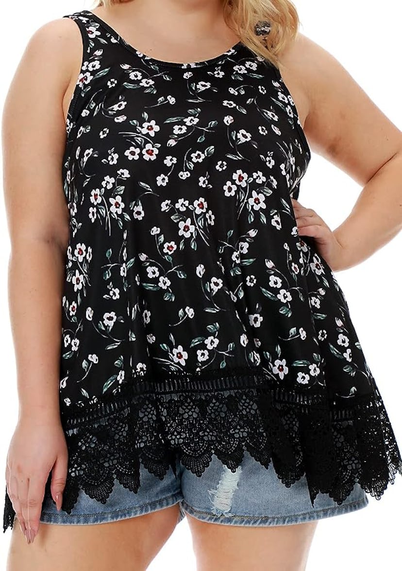  XiaoMaAnJi Lace Flowy Tank Top