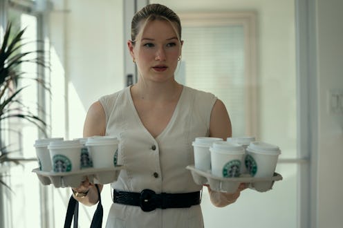 West Duchovny plays Shannon Shaeffer in 'Painkiller' Episode 3, via Netflix's press site