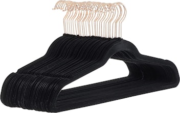 Amazon Non-Slip Velvet Hangers (30-Pack)