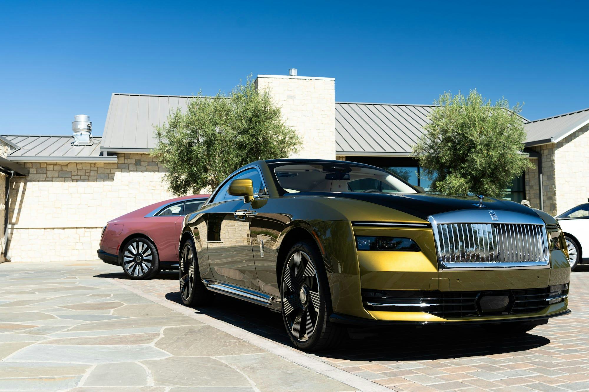 Rolls-Royce's Luxe Interior Makes It Worth the $420,000 Price: Photos