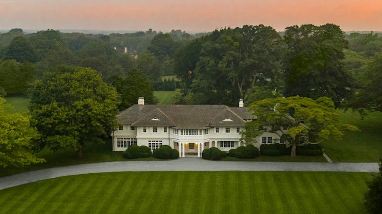 Jackie Kennedy's Hamptons estate named "Lasata," purchased by Tom Ford.