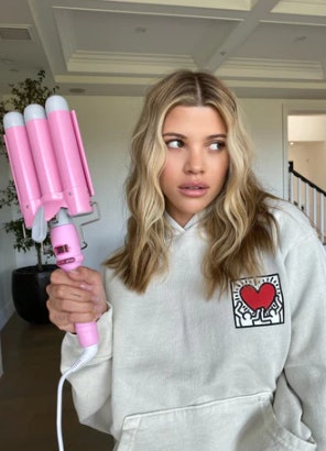 You Can Now By The Hot Tools Loved By Hailey Bieber And Sofia Riche-Grainge At CVS