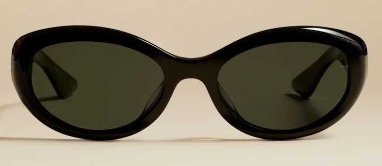 black sunglasses