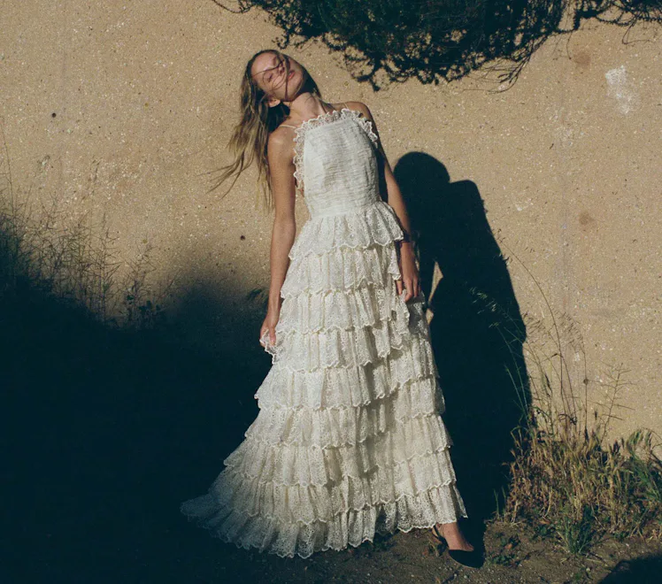 18 Courthouse Wedding Dresses That Will Suit Every Type Of Bride 18 Courthouse Wedding Dresses That Will Suit Every Type Of Bride