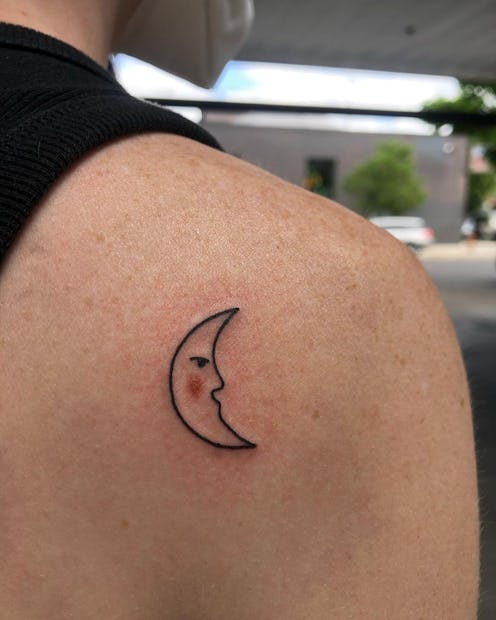 A roundup of super cute freckle tattoo designs that celebrate your spots.