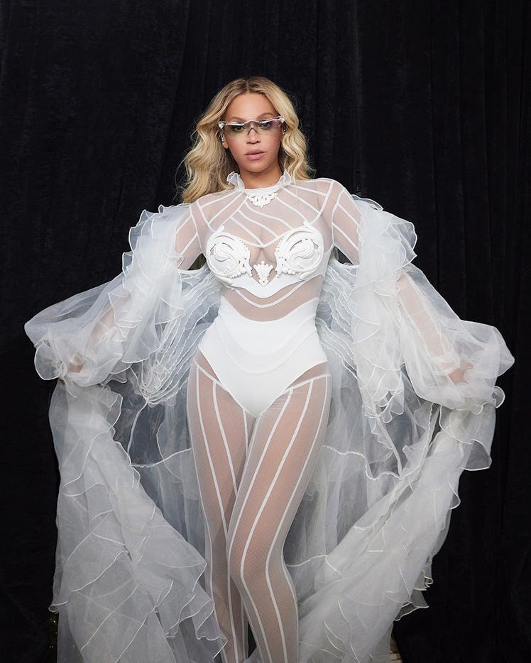 Beyoncé wears a custom Alon Livne dress during her "Renaissance" world tour.