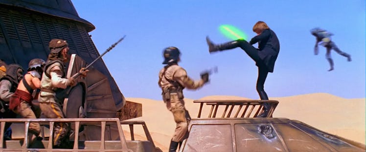 Luke Skywalker fights Jabba's guards in Return of the Jedi