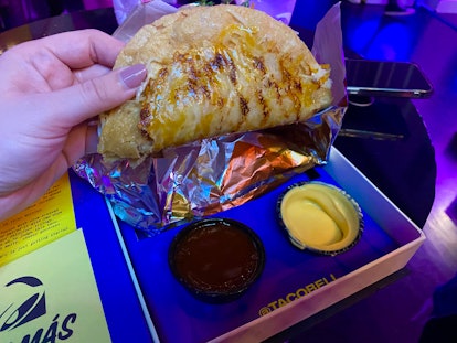 I tried Taco Bell's Grilled Cheese Dipping Taco with both nacho cheese and red dipping sauces. 