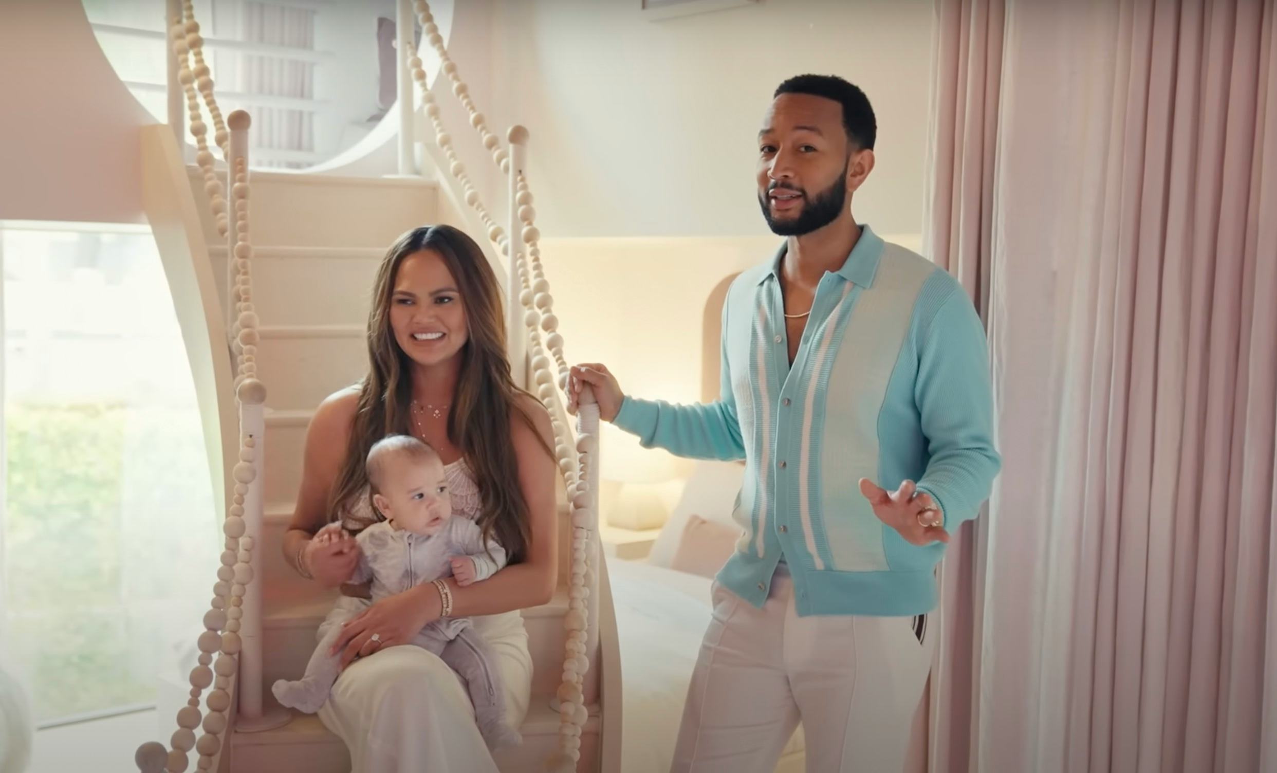John Legend & Chrissy Teigen Give Tour Of Their Kids' Bedrooms(01)