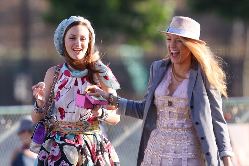 Leighton Meester and Blake Lively on the set of 'Gossip Girl.'