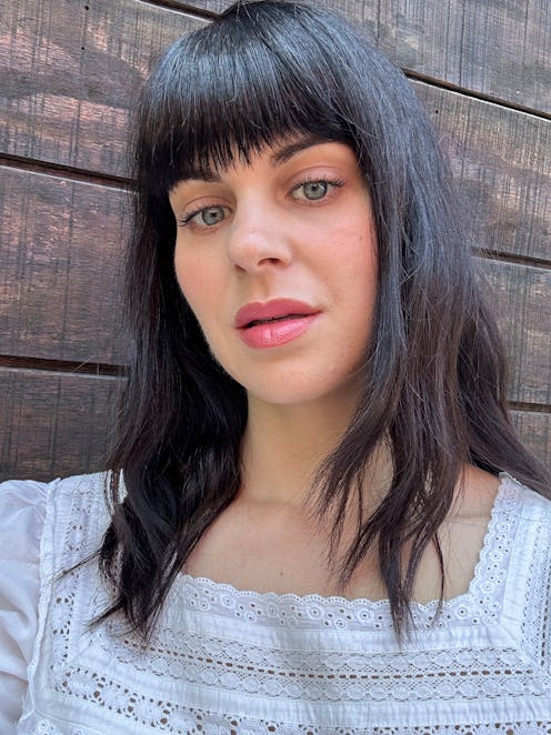 glossier stretch fluid foundation review