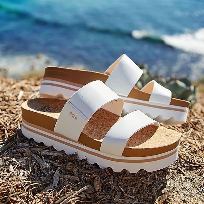Reef Cushion Vista Hi Sandals