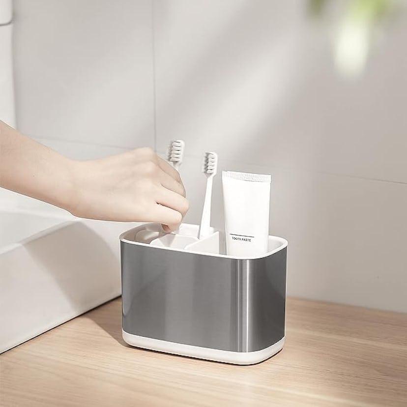 ColistToothbrush Holder