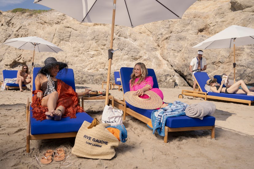 Sarita Choudhury and Sarah Jessica Parker on ‘And Just Like That.’ Photo via Max