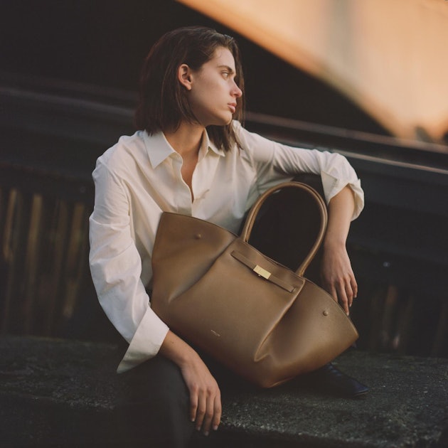 Aleysa Bag - the best laptop/purse bag! So stylish and functional
