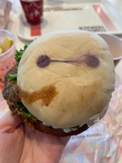 I tried the best Tokyo Disneyland foods, including this Baymax Burger. 