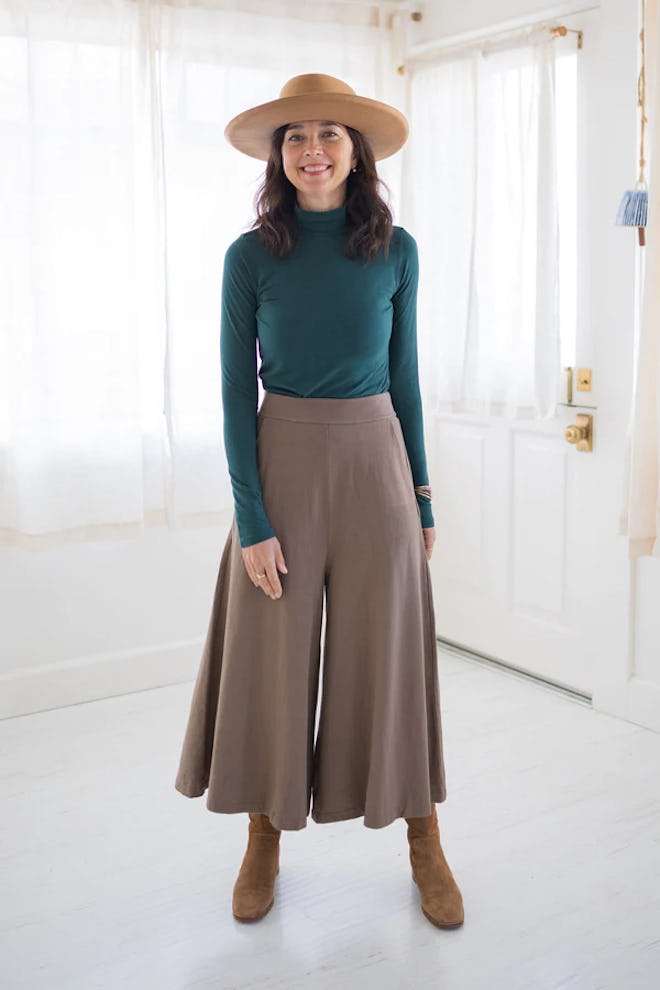 Mien Vista Wide Leg Pant, perfect for fall family photoshoot outfits