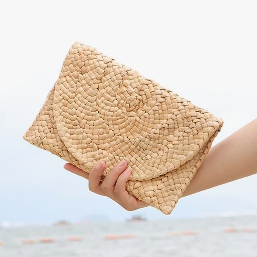 Freie Liebe Straw Clutch