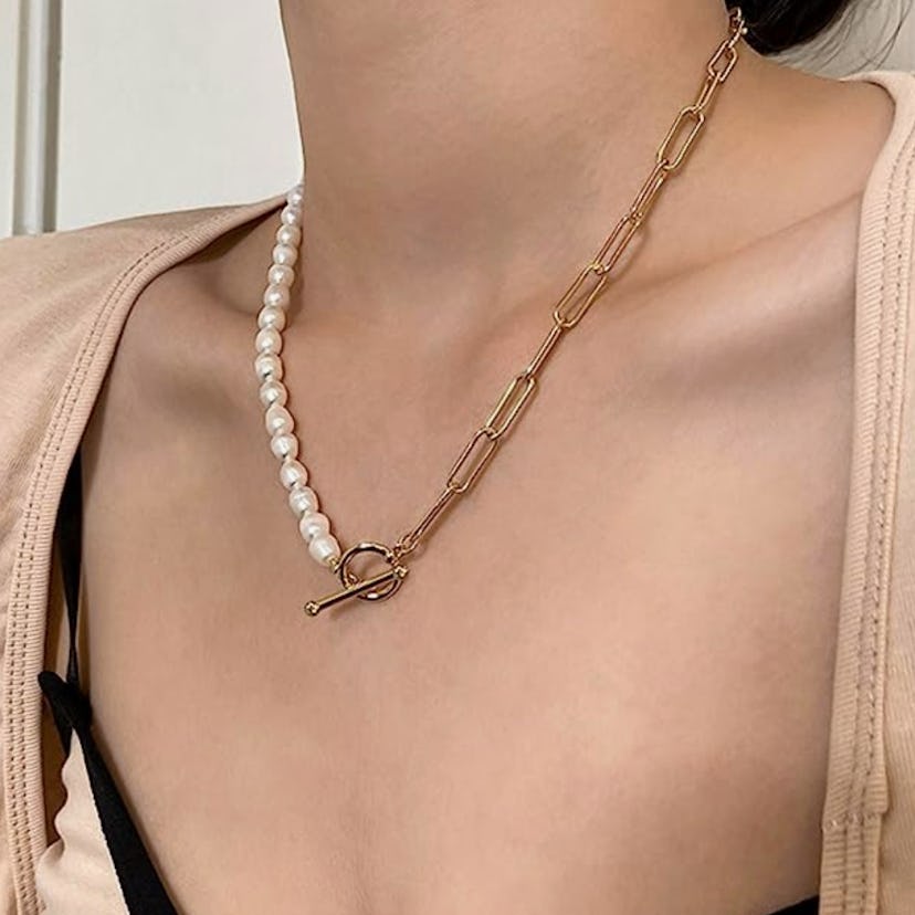 Cowlyn Paper Clip Pearl Necklace