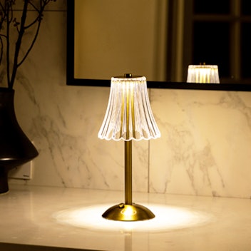HEQET Cordless Table Lamp