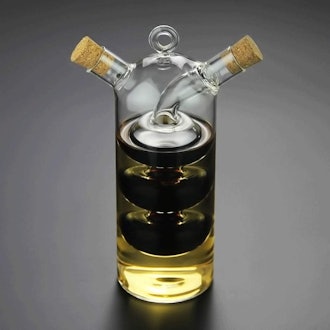 WINAKUI Olive Oil and Vinegar Dispenser Cruet Bottle