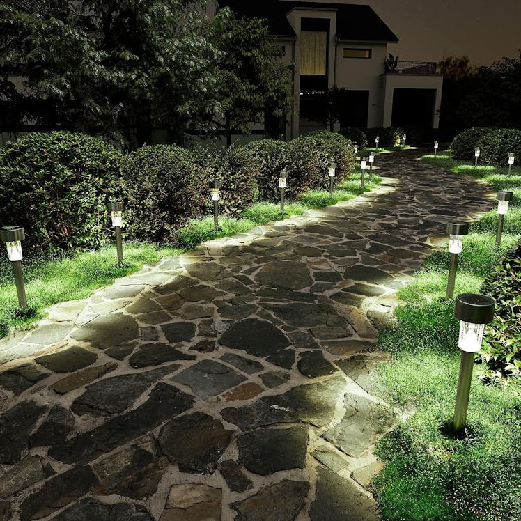 SOLPEX Solar Outdoor Lights (16-Pack)