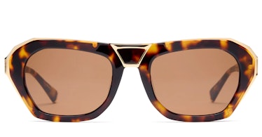 brown sunglasses