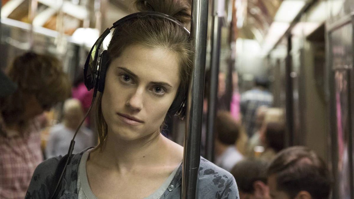 Allison Williams as Marnie in Girls