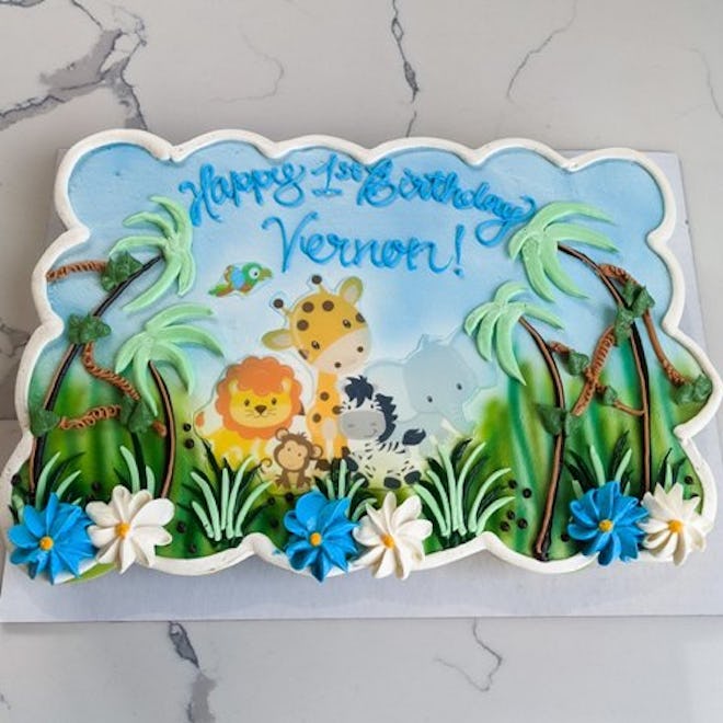 Safari Animals Cupcake Cake