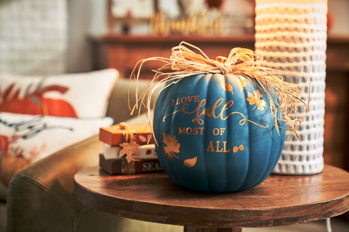 Michaels is offering two free pumpkin crafting days.