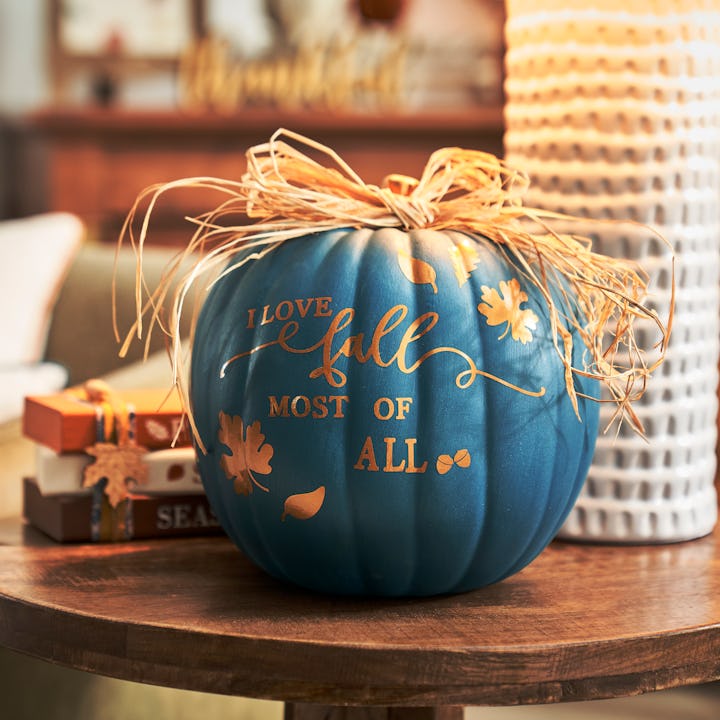 Michaels is offering two free pumpkin crafting days.