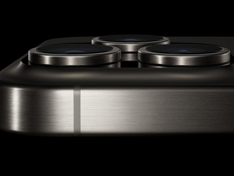 Apple iPhone 15 profile.