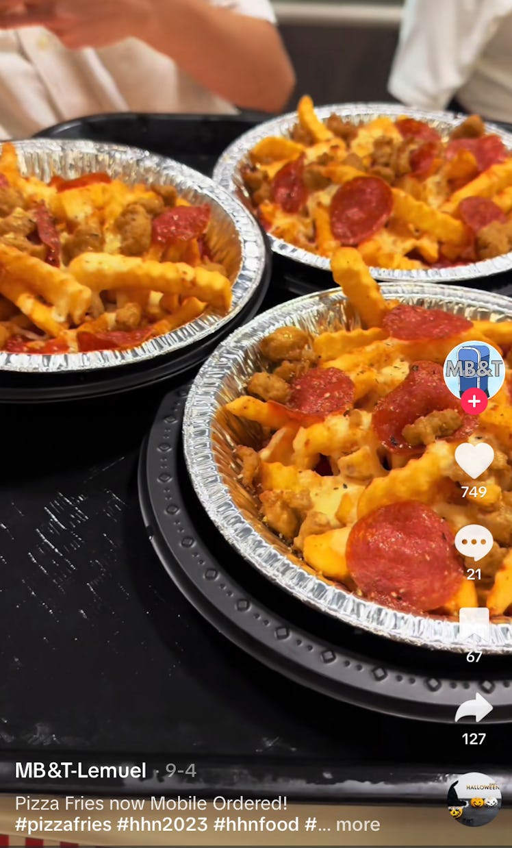 The pizza fries at Halloween Horror Nights are some of the best food you can get. 