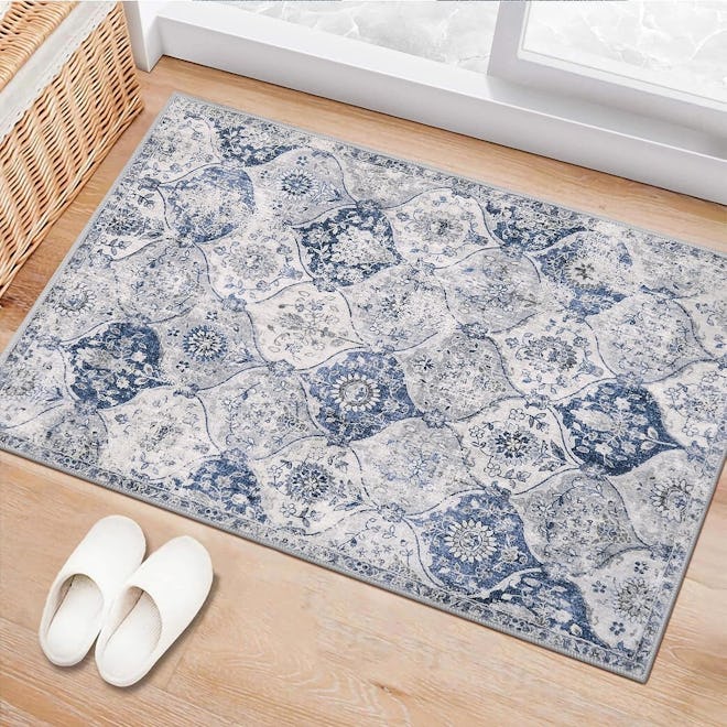 Lahome Area Rug
