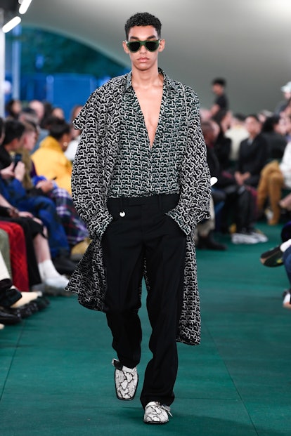Burberry's Spring/Summer 2024 Collection Delivered The Perfect Upgrade ...